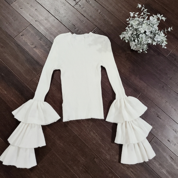 Forever21 Contemporary White Ruffle Trumpet Sleeve Sweater Top - Picture 6 of 6